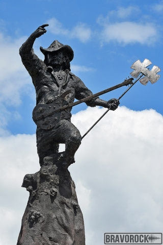 statue Lemmy Kilmister Hellfest